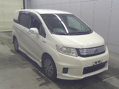 Honda Freed Spike