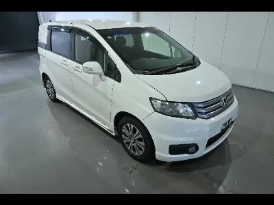 Honda Freed Spike