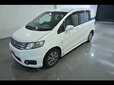 Honda Freed Spike