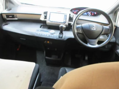 Honda Freed Spike