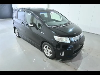 Honda Freed Spike