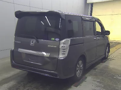 Honda STEPWGN SPADA
