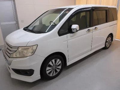 Honda STEPWGN SPADA