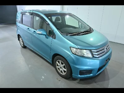 Honda Freed Spike