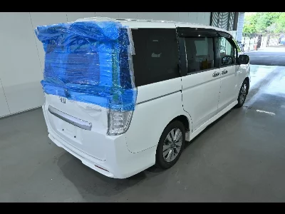 Honda STEPWGN SPADA