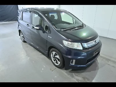 Honda Freed Spike
