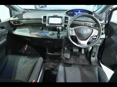 Honda Freed Spike