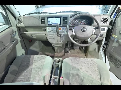 Nissan NV100 Clipper Rio