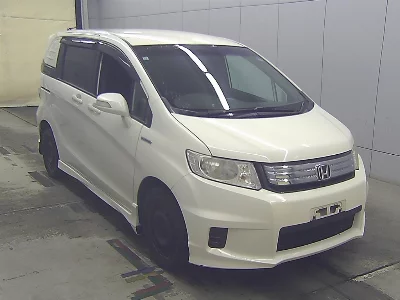 Honda Freed Spike