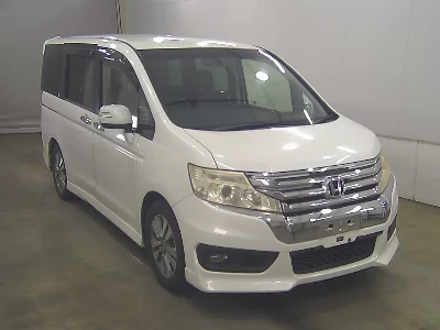 Honda STEPWGN SPADA
