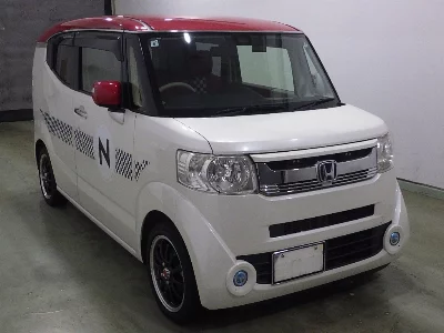 Honda N-Box Slash