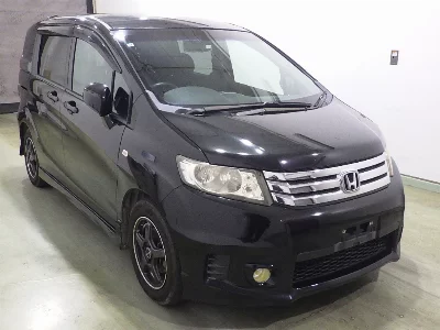 Honda Freed Spike
