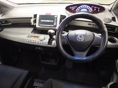 Honda Freed Spike