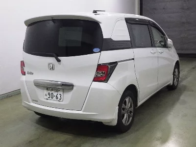 Honda Freed Spike