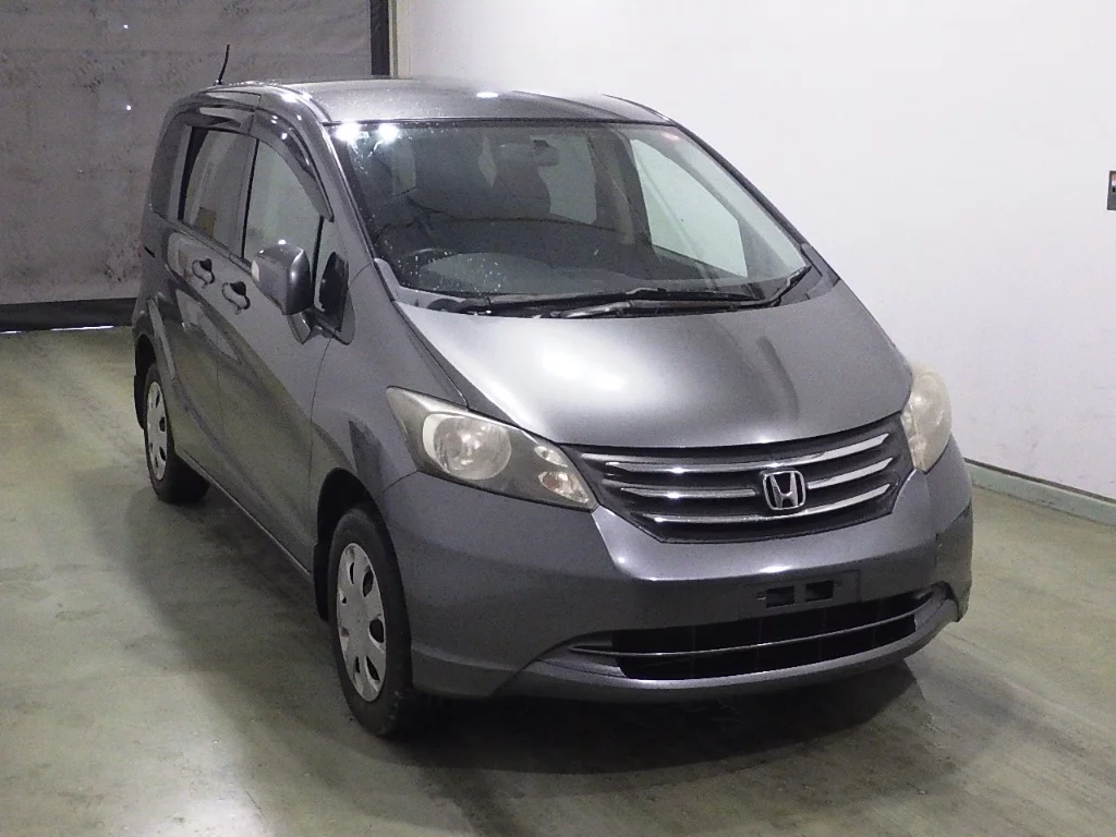 Honda Freed  с аукциона в Японии