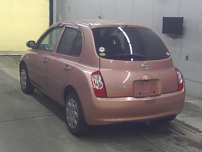 Nissan March