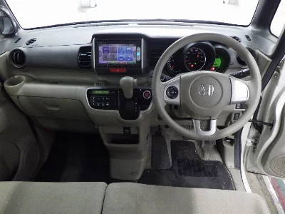 Honda N-Box+