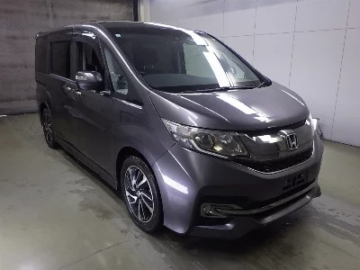 Honda STEPWGN SPADA