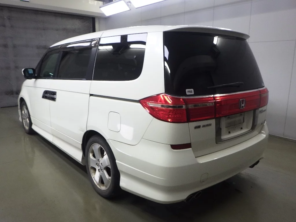 Honda Elysion  с аукциона в Японии