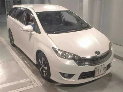 TOYOTA WISH