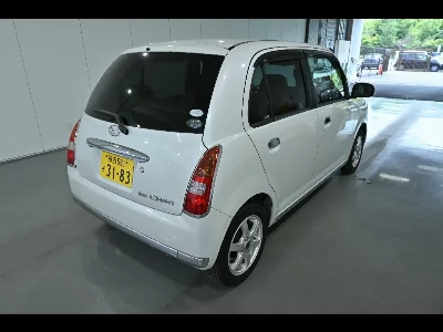Daihatsu Mira Gino