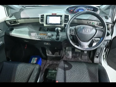 Honda Freed Spike