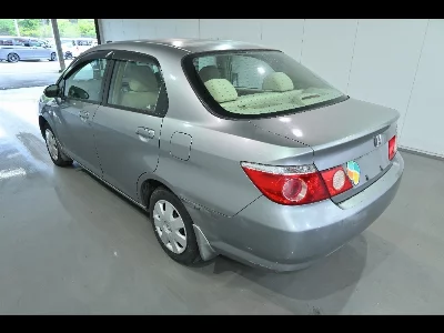 Honda FIT ARIA