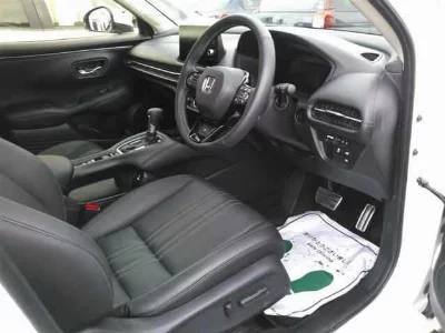 HONDA ZR-V