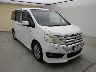 Honda STEPWGN SPADA