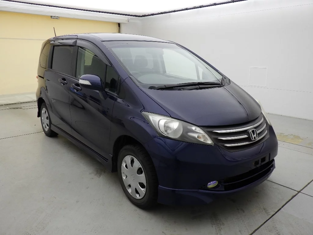 Honda Freed  с аукциона в Японии