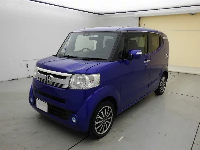 Honda N-Box Slash