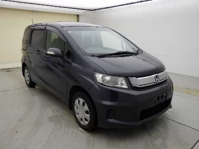 Honda Freed Spike
