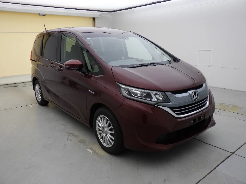 Honda Freed  с аукциона в Японии