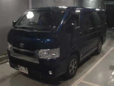 TOYOTA HIACE VAN