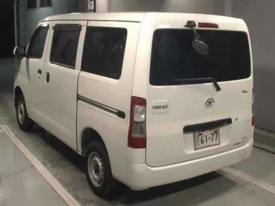 TOYOTA TOWN ACE VAN