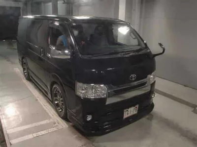 Toyota HiAce Van