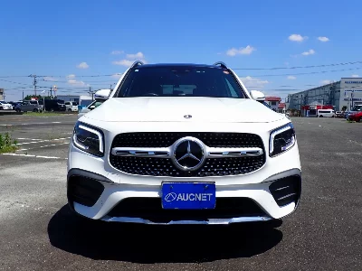 MERCEDES BENZ GLB