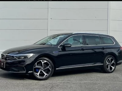 VOLKSWAGEN PASSAT GTE VARIANT