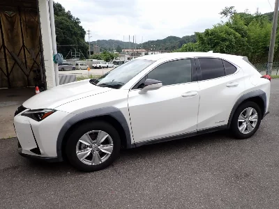 LEXUS UX