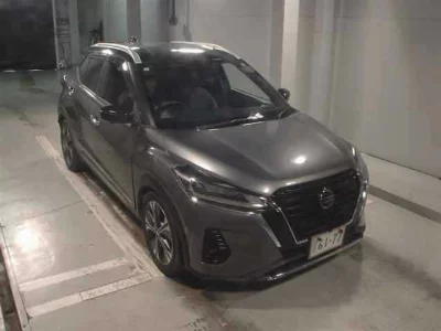 NISSAN KICKS