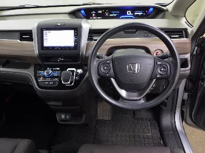 HONDA FREED+
