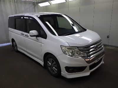 Honda STEPWGN SPADA