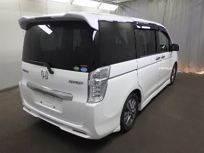 Honda STEPWGN SPADA