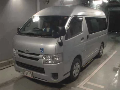 Toyota HiAce Van