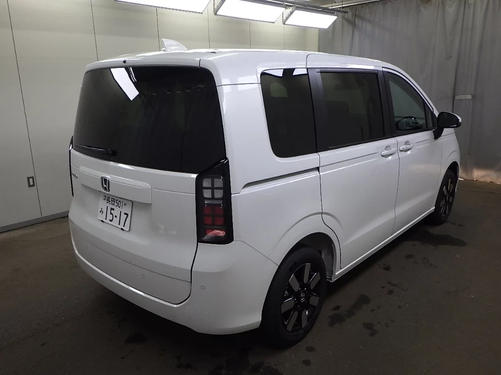 Honda Freed  с аукциона в Японии