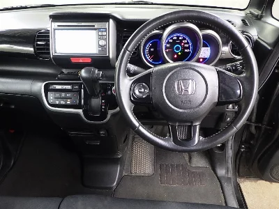 Honda N-Box+