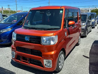 DAIHATSU WAKE