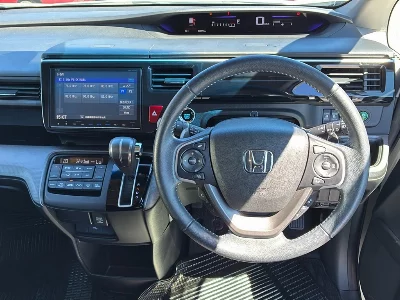 Honda STEPWGN SPADA