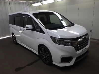 Honda STEPWGN SPADA