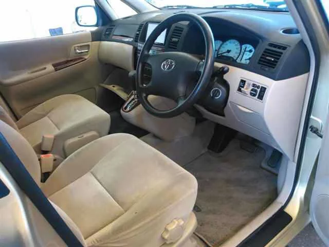 Toyota Corolla Spacio  с аукциона в Японии